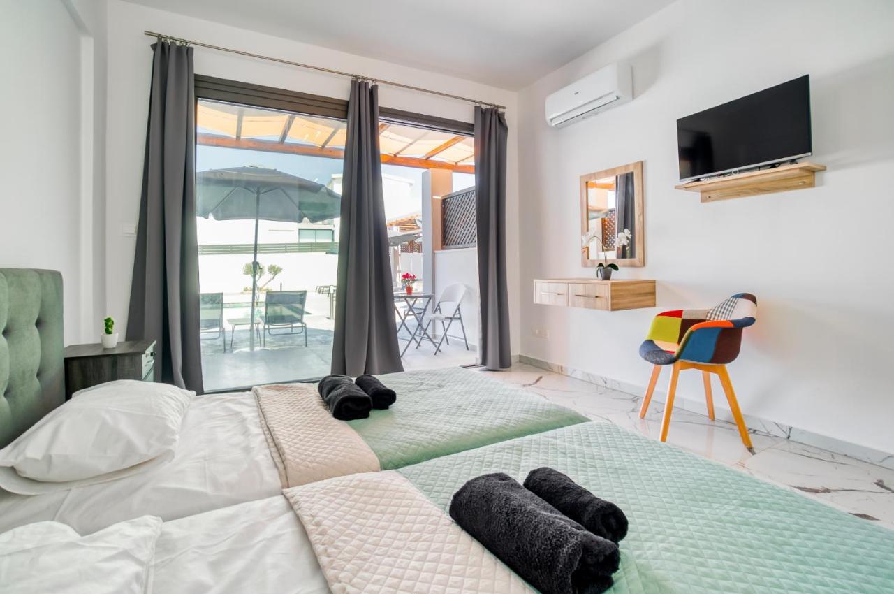 Antesia Coral Bay Resort By Ezoria Villas - Adults Only Εξωτερικό φωτογραφία